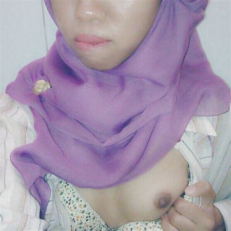 Indonesian Jilbab Bugil Lagi Porn Pictures Xxx Photos Sex Images 1568144 Pictoa