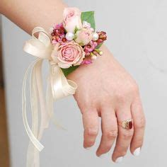 How To Make Wrist Corsage Diy Beauty Of Wedding Diy Wrist Corsage