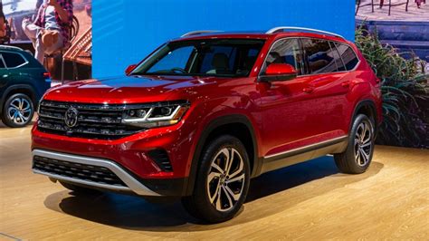The basecamp accessory line mostly includes exterior styling enhancements: 2021 VW Atlas Tanoak Wallpaper | Top Newest SUV