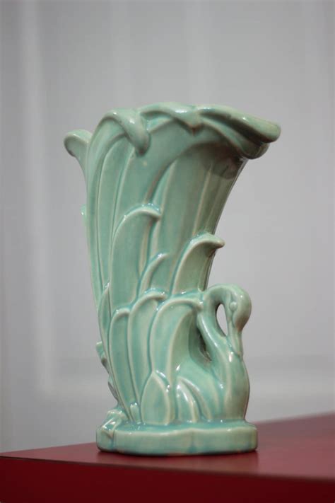 Mccoy Pottery Swan Vase Antique Vase Circa 1940s