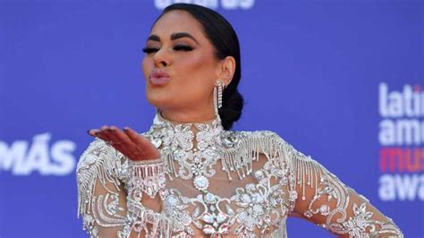 Galilea Montijo Es Tendencia En Redes Por Atuendo Transparente Unotv