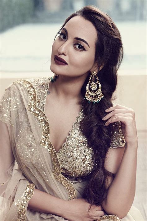 Pin By ♏️ On ️sonakshi Sinha ️ Beautiful Indian Actress Beautiful Bollywood Actress