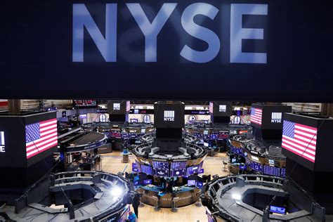 Stock Market News Live Updates Dow Jumps 1627 Points Or 77 In Best