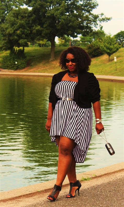 shapely chic sheri plus size fashion and style blog for curvy women statement stripes