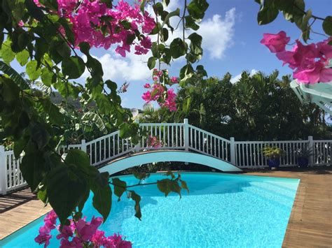 Blaugrüne Standingsvilla 68 Mit Sicht Auf Caraibe An Heiliger Rose