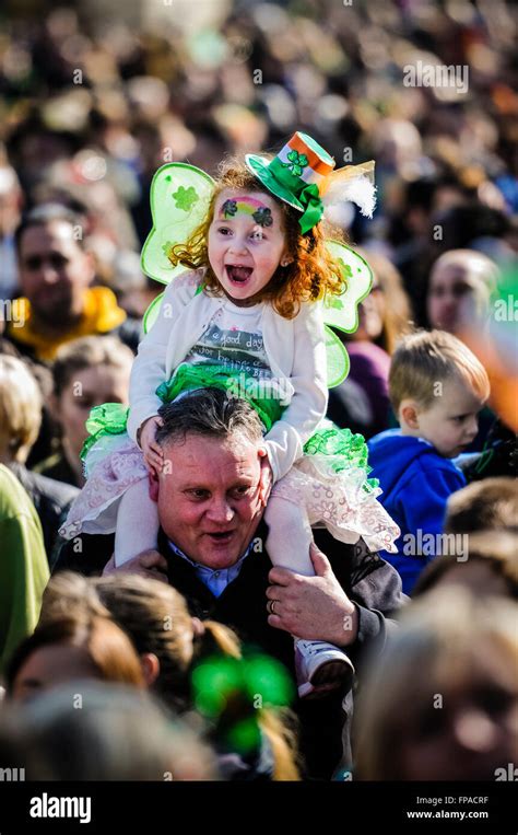 Belfast Northern Ireland 17 Mar 2016 A Young Girl Dressed In Irish