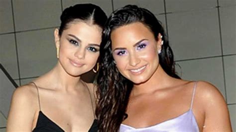 Selena Gomez And Demi Lovato Reunite See The Sweet M Doovi