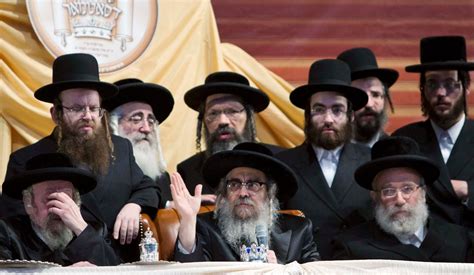 1944 Satmar Hasidism Founder Is Saved Jewish World