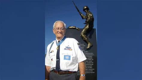 Medal Of Honor Recipient Ernest West Has Died Wowk 13 News