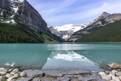 The Complete Guide For Getting From Calgary To Lake Louise For 2024