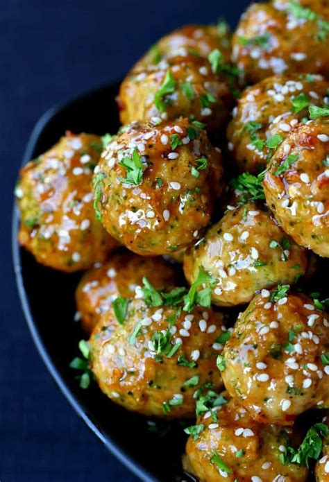 Juicy pieces of chicken with tender broccoli inside crispy golden parmesan fritters. Easy Chicken and Broccoli Meatballs - Mantitlement