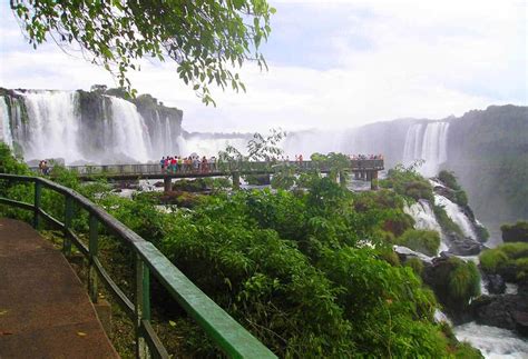 Iguazu Falls Brazilian Side How To Get There And Where To Stay