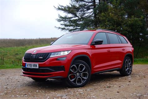 Check out the skoda kodiaq review from carwow. 2019 Skoda Kodiaq vRS Review - Quick, Great Noise - But Is ...
