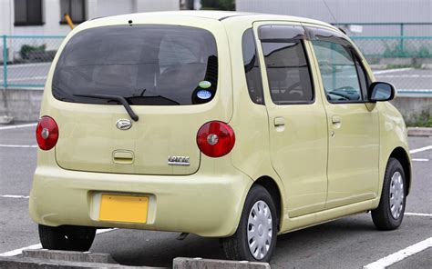 It may be related to daihatsu mira/cuore. Daihatsu Move technical specifications and fuel economy