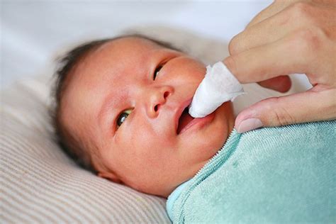 Newborn Hygiene The 11 Most Common Questions By New Moms Answered