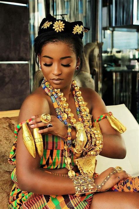 The Beauty Of An Asante Princess I Love Ghana Trajes Africanos Vestido De Novia Africana