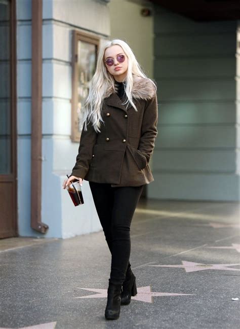I Just Adore This Outfit Winter Chic Sooo Chic The Glasses Too Are