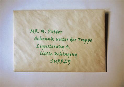Nimm dir dazu noch einmal die vorlage zur hand. Do it (for) yourself: Mein Hogwarts Brief - DIY - selber ...