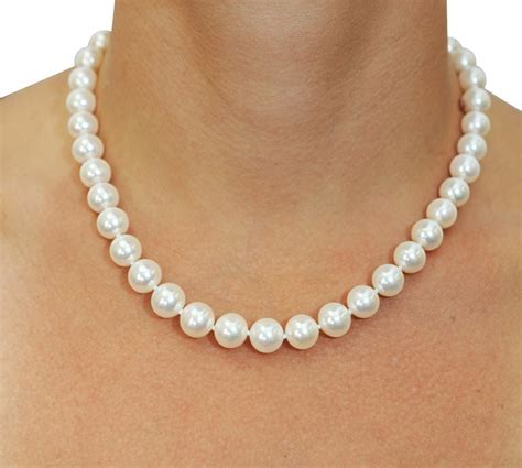 10 11mm White Freshwater Pearl Necklace AAAA Quality