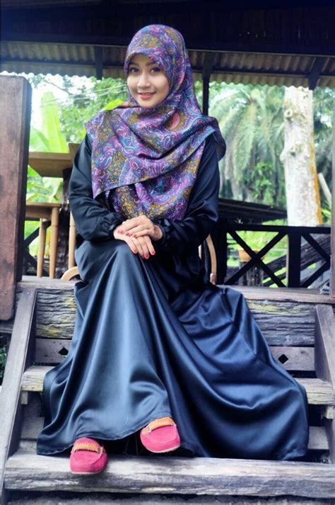 Gadis Jilbab Satin 706 Malaysian Baju Kurung