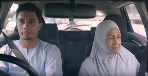Permainan emosi beserta jalan cerita yang menarik antara yang anda boleh saksikan melalui iklan ini. Berlinang Air Mata Tonton Filem Pendek Raya Siti Khadijah ...