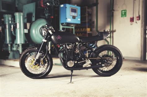 Kaillies Xs650 By Loaded Gun Customs