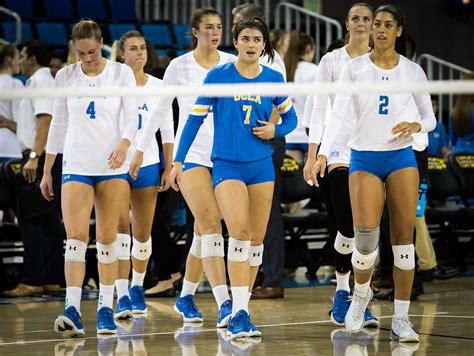 Womens Volleyballs Loss To Oregon Third Sweep Out Of Five Games