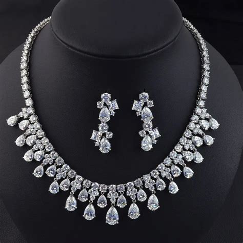 New Design Sparkling AAA Cubic Zirconia Necklace And Earring Set High