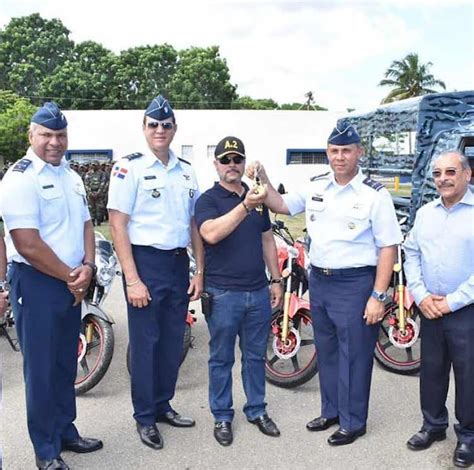 general de la fuerza aérea de república dominicana el mayor general piloto richard vásquez