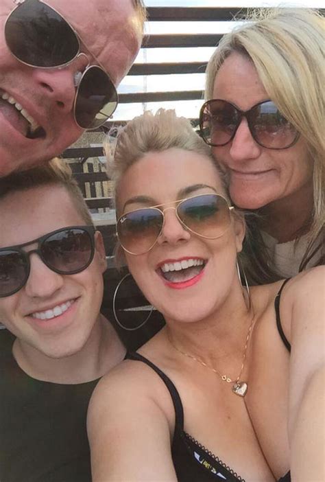 Sheridan Smith Flaunts Cleavage In Busty Birthday Twitter Photo