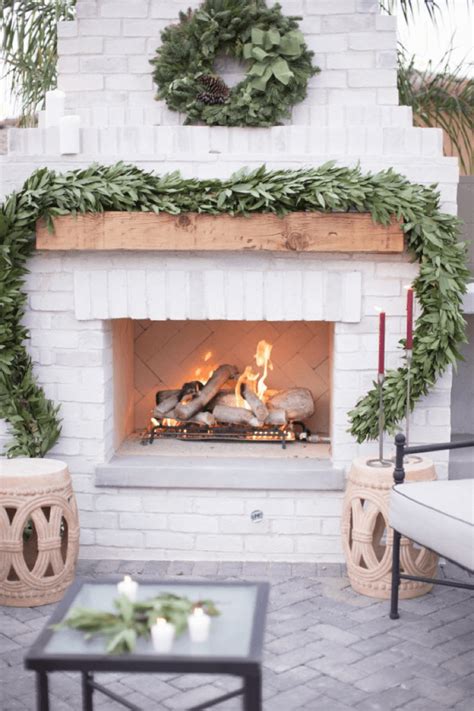 How Warm Weather Dwellers Do Winter Outdoor Entertaining Winter