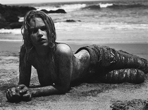 Anna Ewers Nude And Sexy 16 Photos Thefappening