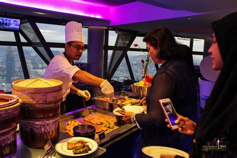 Makanan di restoran berputar atmosphere 360 sangat sedap! Restoran Berputar Atmosphere 360 di Menara KL - Klook Malaysia