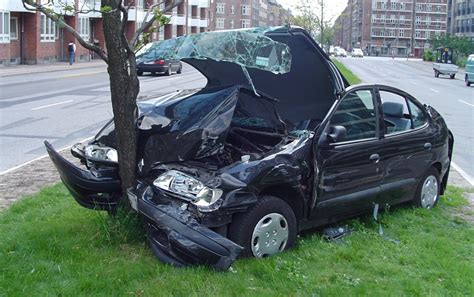 Fatal Car Accident Photos Pictures Of Bad Wrecks