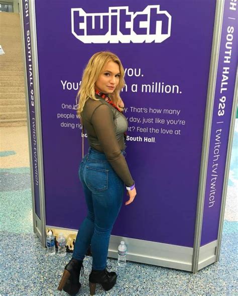 Twitch Royalty Zoie Burgher Displays Her Beautiful Ass And Big Breasts Team Celeb