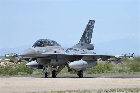 Milavia Aircraft General Dynamics Lockheed Martin F 16 Fighting