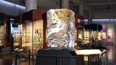 Amnh Gems And Minerals Hall Gets New Look