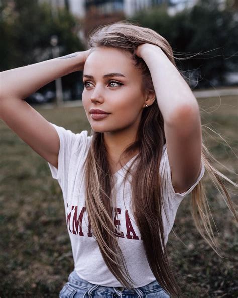 1 или 2 🙈 Helena132 Girl Photos Couple Photos Wattpad Teen Models