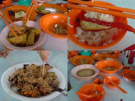 Yong tau foo is eaten in numerous ways, either dry with a sauce or served as a soup dish. KYspeaks | KY eats - Jalan Ipoh Yong Tau Foo at Segambut