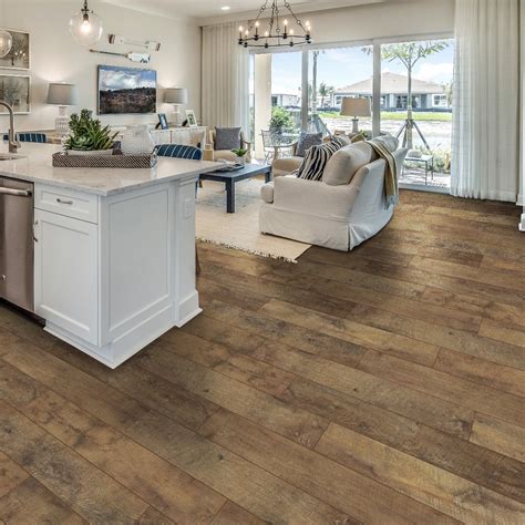 Reclaimed Oak Water Resistant Laminate Floor Golden Select