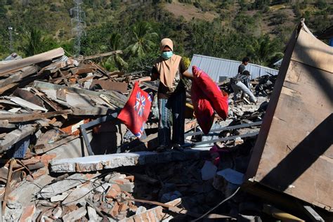 Death Toll From Lombok Quake Rises To More Than 130 B0e