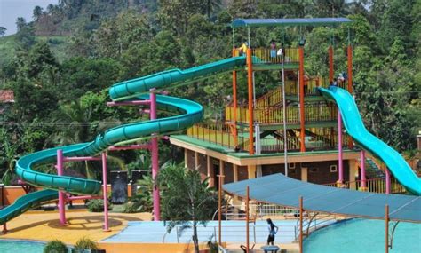 Kejadian tersebut terjadi di lokasi wisata kolam renang pemandian cikoromoy, pandeglang, banten. 7 Kolam Renang di Lampung Terbesar Terbaik Indoor Dengan ...