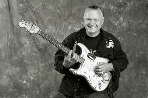 Dick Dale Surf Rock Guitar Legend Dead At 81 Billboard