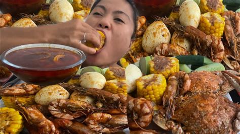 Asmr Seafood Boil Mukbang With Spicy Sauce Youtube