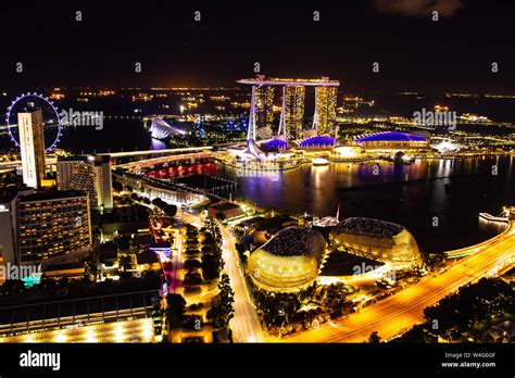 Marina Bay Singapore At Night Stock Photo Alamy