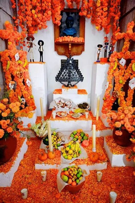 Altar De Muertos Much Love Goes Into The Altars To The Dead In Mexico