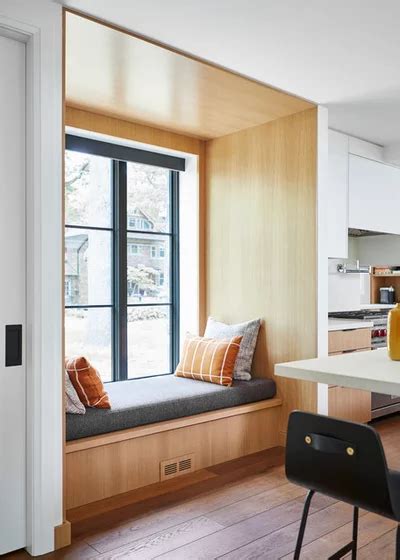 Longueur 2 m, assise bois raboté, poids : banquette sous la fenêtre avec encadrement bois et matelas ...