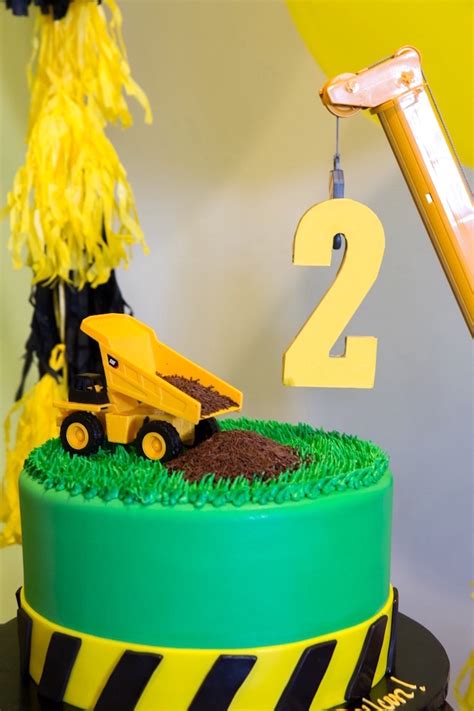 Check out this clever cake she made; Kara's Party Ideas Construction 2nd Birthday Party | Kara ...