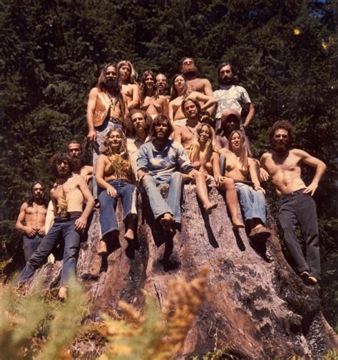 Hippie Commune Group Photo 1960s Hippies Pinterest Group Photos