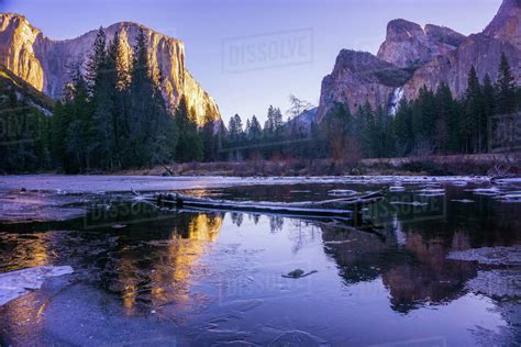 Usa California Yosemite National Park Yosemite Valley At Sunrise
